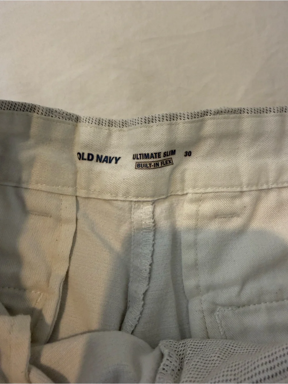 Old Navy Men's Light Gray Flat-Front Shorts